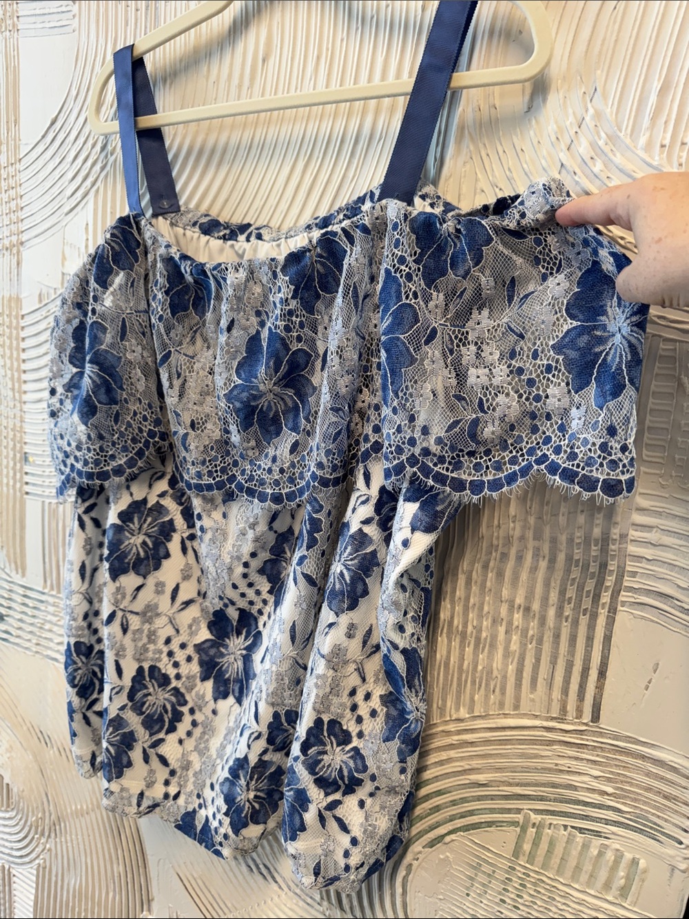 Lane Bryant Blue Floral Lace-Trim Cold Shoulder Camisole N0480 - Picture 5 of 9